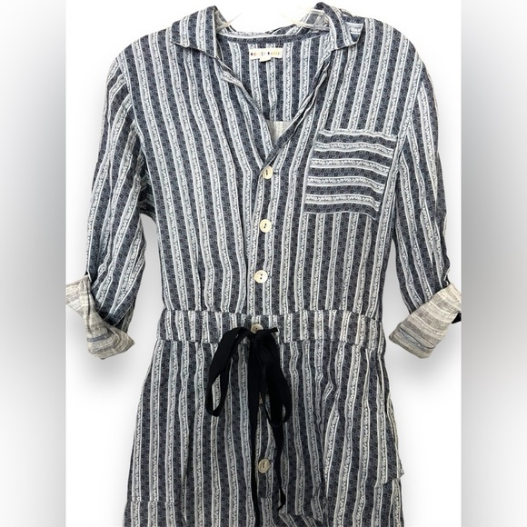 Roller Rabbit Striped Linen Romper - Picture 2 of 8